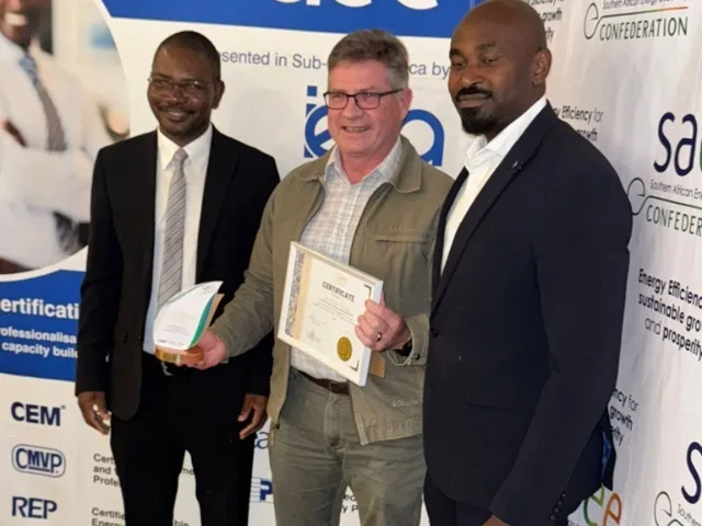 Dr Mark Rawlins at the SAEEC awards